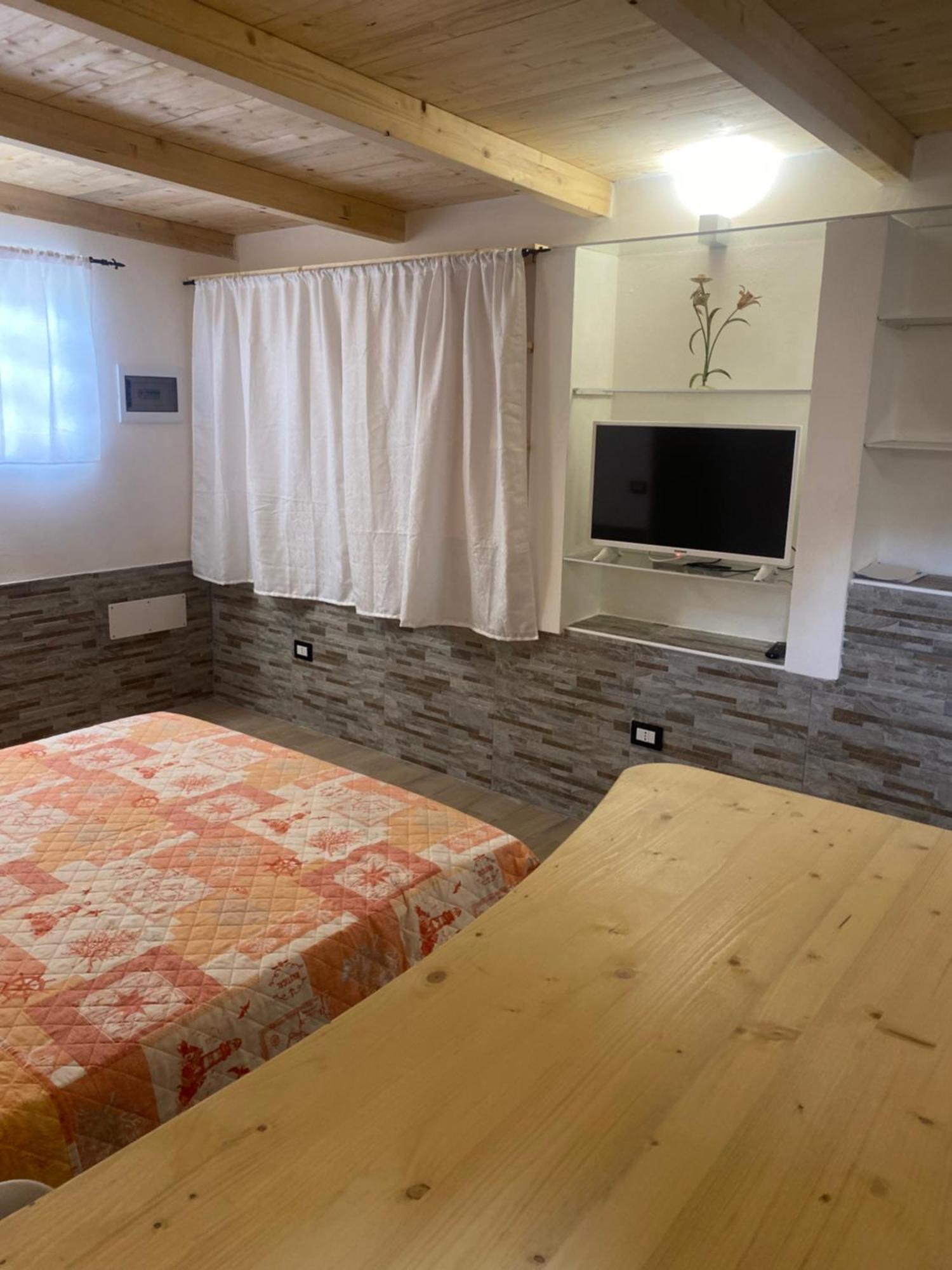 Monolocale Indipendente Nel Quartiere Residenziale Genneruxi Apartment Каляри Екстериор снимка